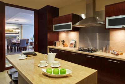 Shangri La Residences Jakarta