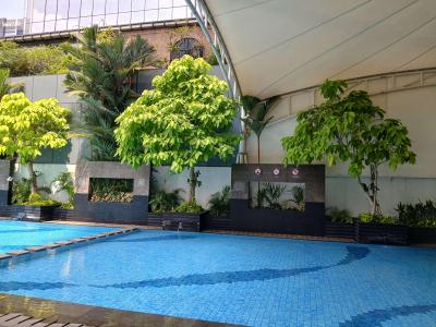 Oakwood Premier Cozmo